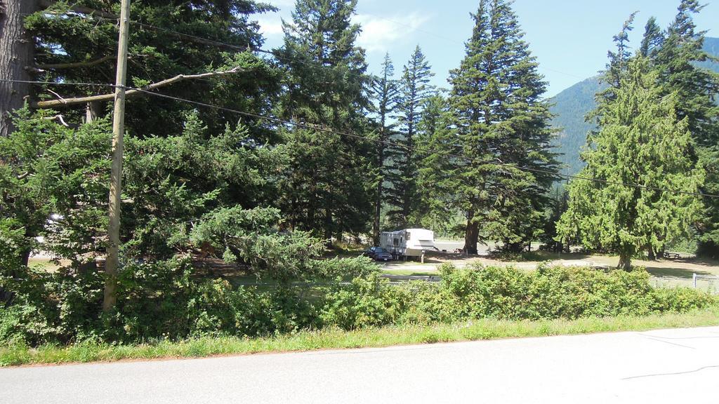 Swiss Chalets Motel Hope Exterior foto